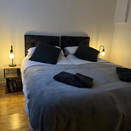 Cozy 1 Bedroom Basement Flat London Ngoại thất bức ảnh