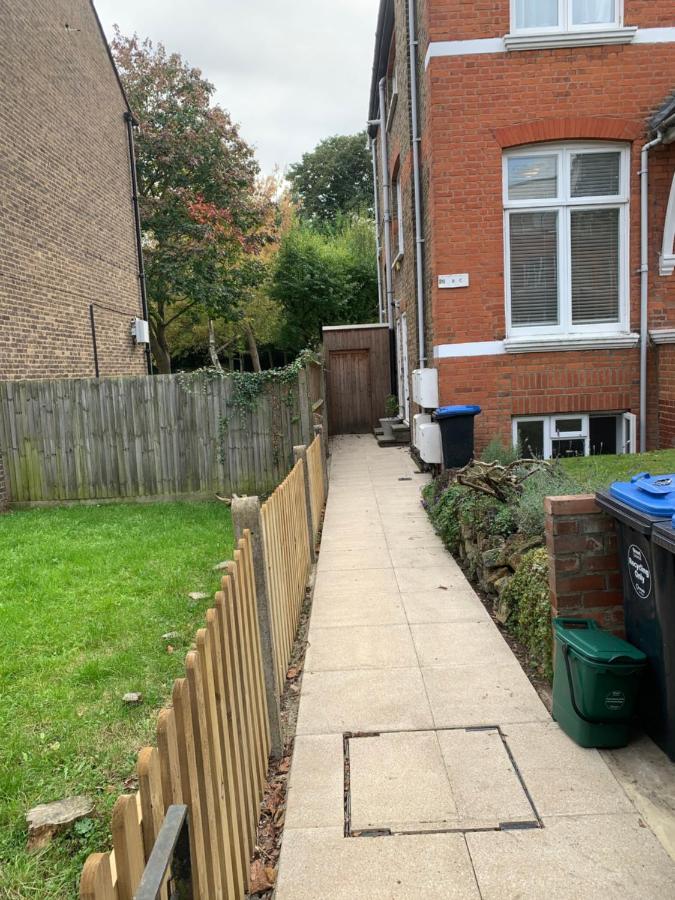 Cozy 1 Bedroom Basement Flat London Ngoại thất bức ảnh